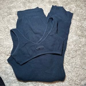 CHECK NEW LISTING// Set active Oxford lounge set